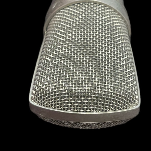 CAD GXL2200 Diaphragm Condenser Microphone - Picture 6 of 11